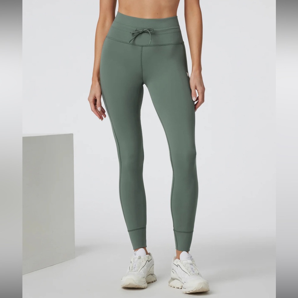 Vuori Daily Legging- XS Long